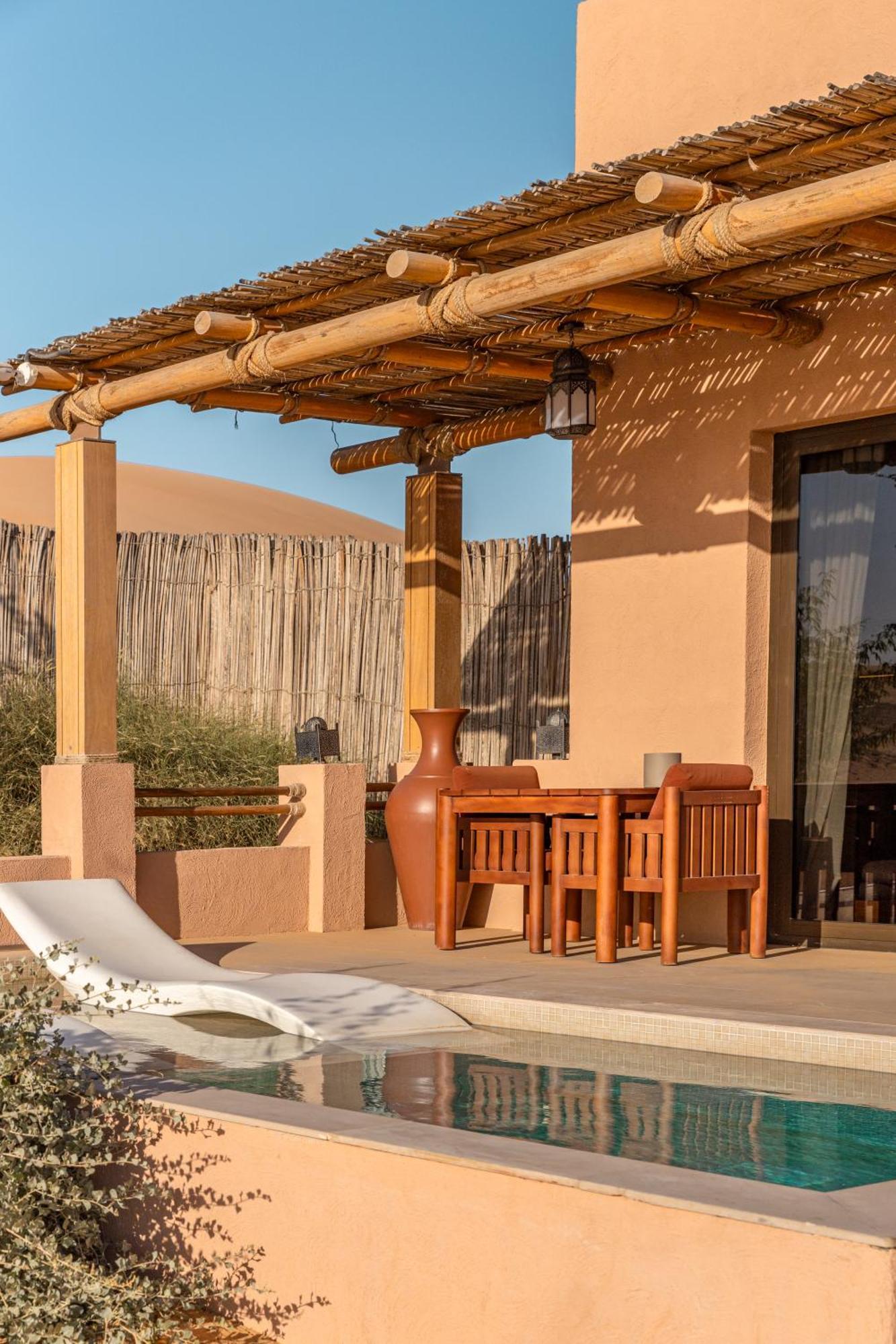 Bab Al Nojoum Bateen Liwa Exterior photo