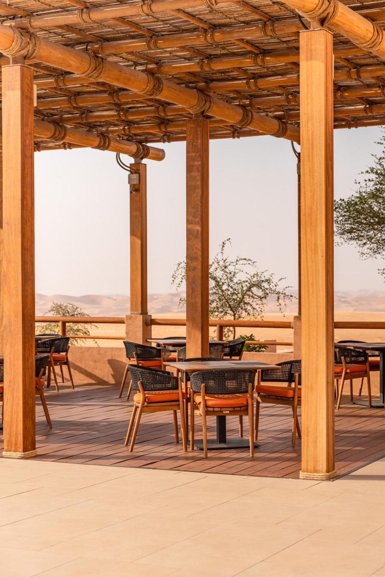 Bab Al Nojoum Bateen Liwa Exterior photo